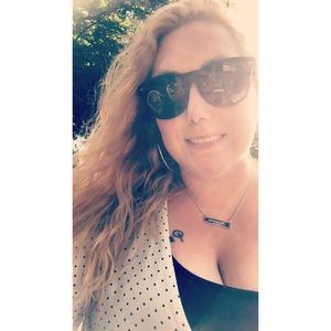 Meet your Posher, Brandy